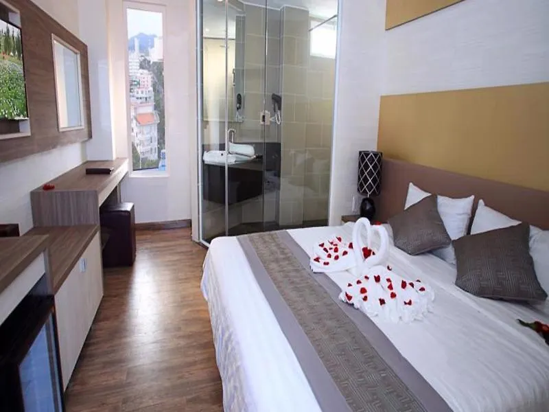 ***  New Sun Hotel Nha Trang Vietnam